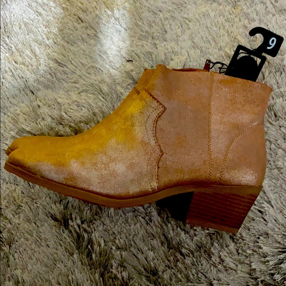 Rose Gold CowGirl Booties